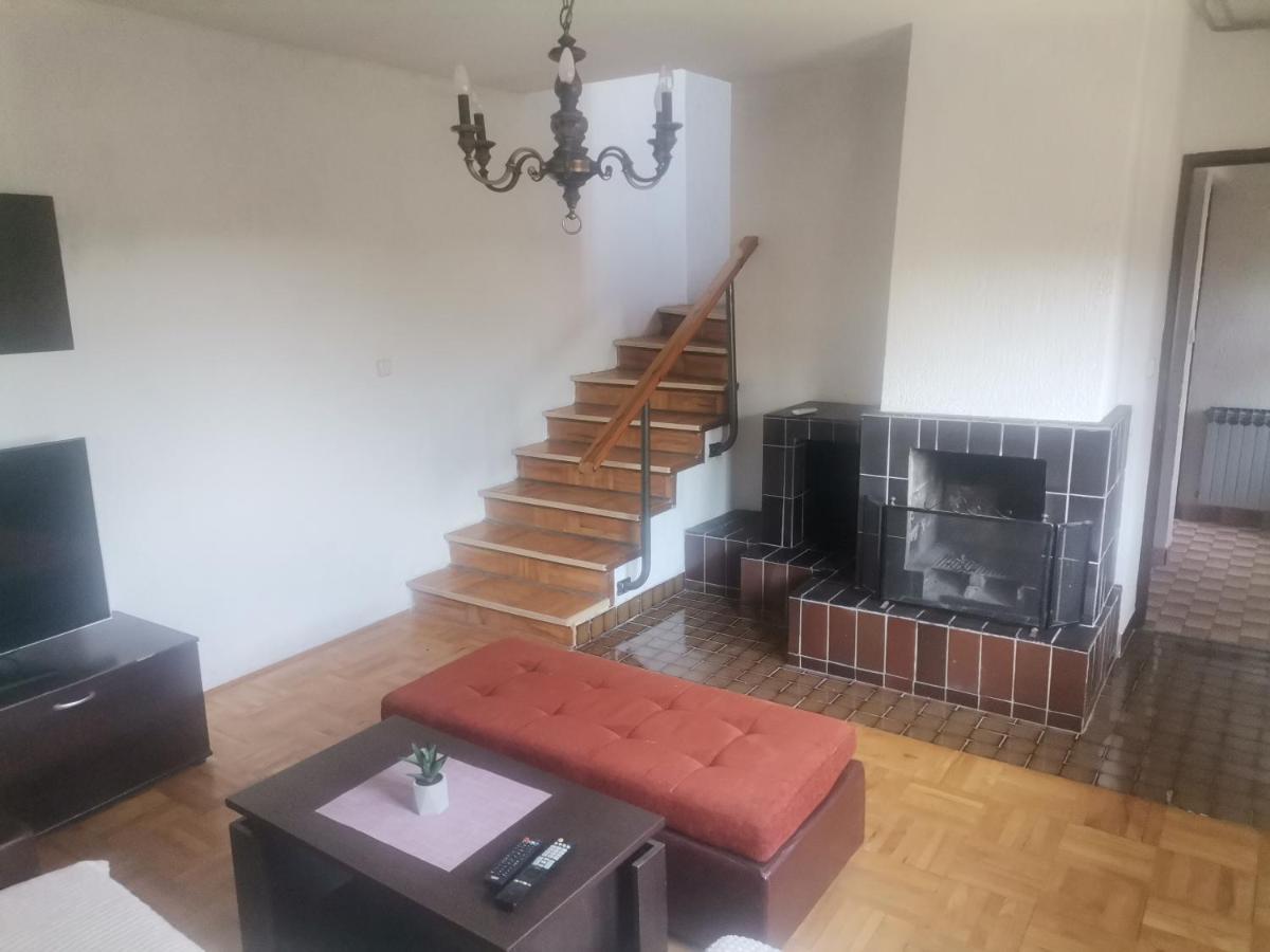 Apartman Sipa Bjelovar Exterior foto